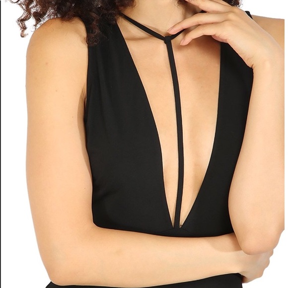 Sleeveless Sexy Deep V Neck Bodysuit - Picture 2 of 5